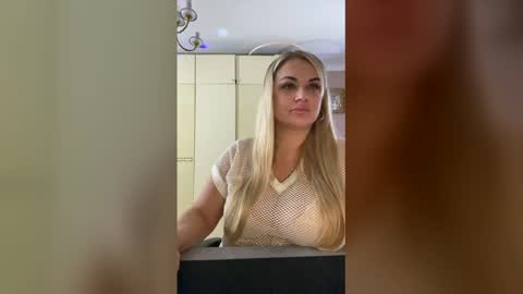 Snapshot of selviana chatting on 28, 11, 2025 Alina online show from 28, 11, 2025