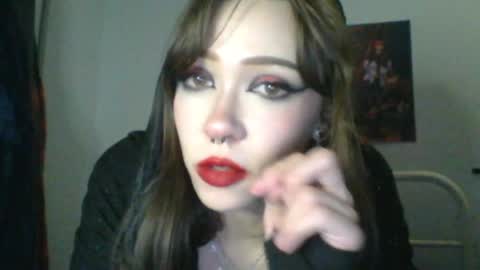 goddess esme  online show from 17, 1, 2025