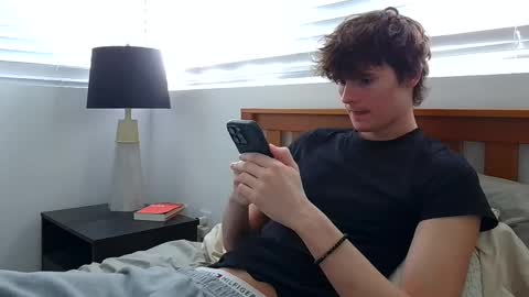 Cam online show from 11, 2, 2025