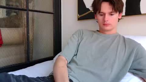 Snapshot of sensualalien chatting on 13, 3, 2026 Cam online show from 13, 3, 2026