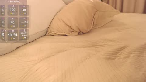 sensualberry online show from 5, 2, 2025