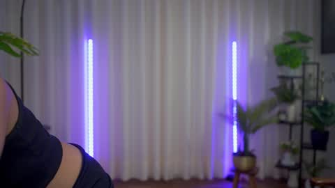 Snapshot of sensualcherry_ chatting on 10, 12, 2024 Maria- OF sensual bee online show from 10, 12, 2024