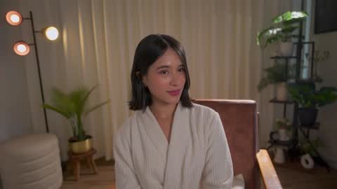 Snapshot of sensualcherry_ chatting on 19, 12, 2024 Maria- OF sensual bee online show from 19, 12, 2024