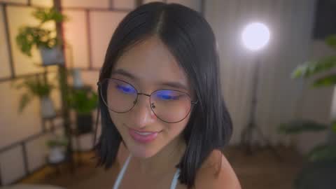 Snapshot of sensualcherry_ chatting on 30, 1, 2025 Maria- OF sensual bee online show from 30, 1, 2025