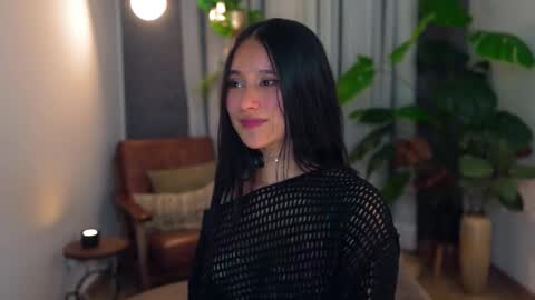 Maria- OF sensual bee online show from 7, 3, 2026