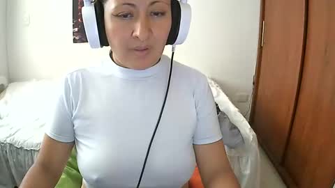 senthix  heyy promo en OnlyFans aprovecha 85 descuento online show from 6, 2, 2025