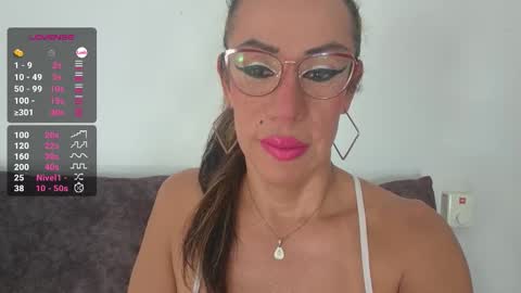 sephorandmonell online show from 2, 12, 2025