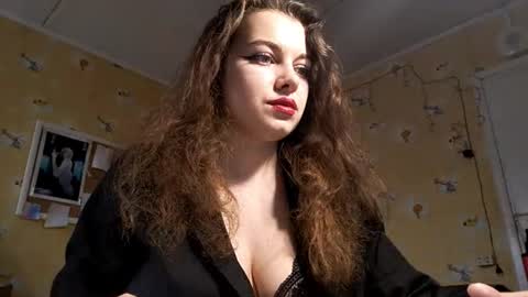 May online show from 15, 2, 2026