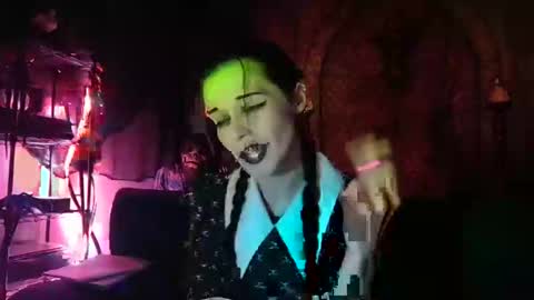 Seraphin Munster online show from 12, 9, 2025