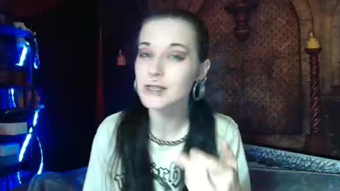 Seraphin Munster online show from 11, 4, 2026