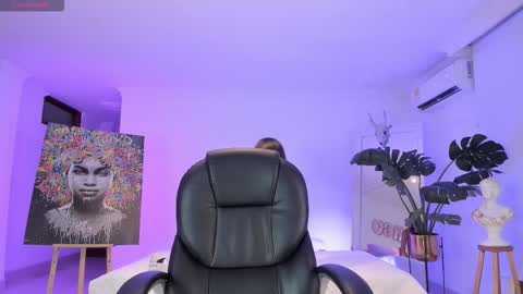 serena___ online show from 24, 10, 2025