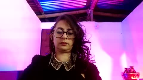 Serena Xyz online show from 16, 12, 2025