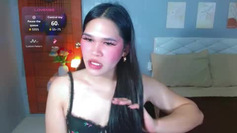 serenastra online show from 28, 2, 2026