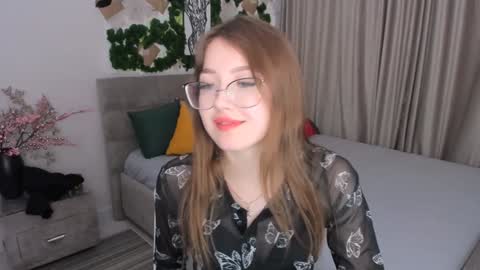 Ophelia online show from 4, 2, 2025