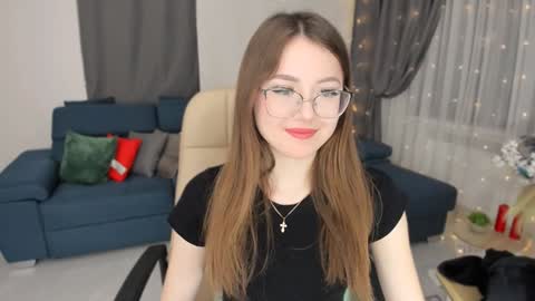 Ophelia online show from 5, 2, 2025