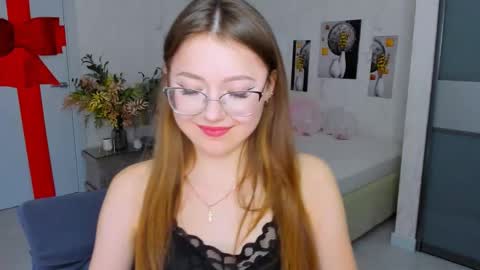 Ophelia online show from 24, 2, 2025