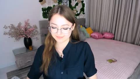 Ophelia online show from 7, 3, 2025