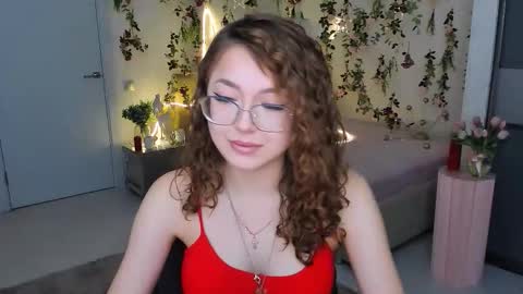 Snapshot of sereneflame chatting on 5, 2, 2026 Ophelia online show from 5, 2, 2026