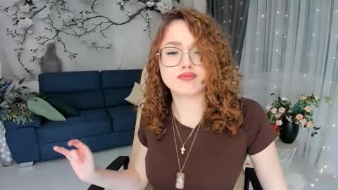 Snapshot of sereneflame chatting on 27, 2, 2026 Ophelia online show from 27, 2, 2026