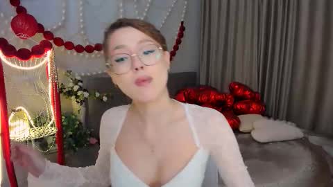 Snapshot of sereneflame chatting on 1, 3, 2026 Ophelia online show from 1, 3, 2026