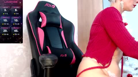 Snapshot of serenexxmilf chatting on 22, 12, 2024 serenexx  your MILF online show from 22, 12, 2024