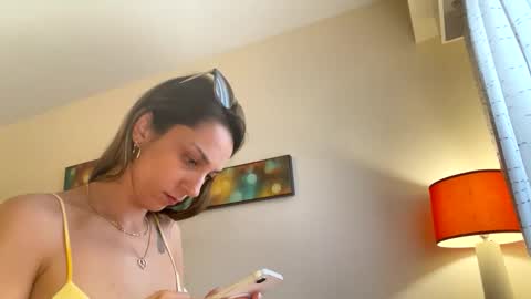 Snapshot of serenityroseee chatting on 25, 5, 2026 serenityroseee online show from 25, 5, 2026