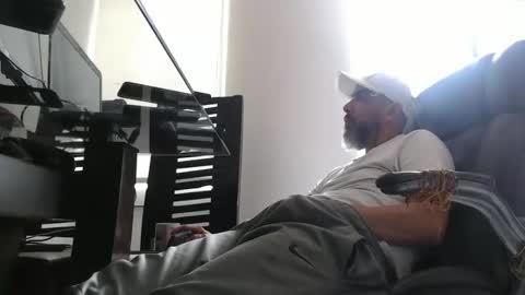 hetero serio discreto online show from 16, 10, 2025