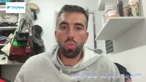 Snapshot of serpent_sexy chatting on 2, 12, 2025 serpent_sexy online show from 2, 12, 2025