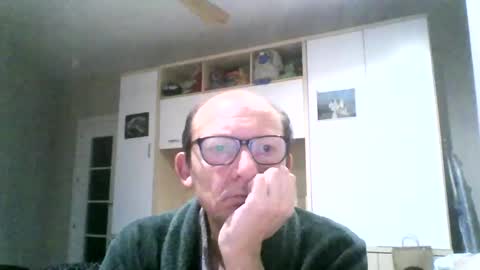 serrano49 online show from 10, 10, 2025