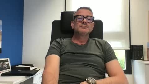 sesamechris92 online show from 18, 5, 2026