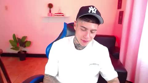 Thomas online show from 6, 11, 2025