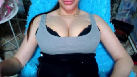 seu_cute online show from 15, 12, 2025