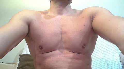 Snapshot of sex_machine_19 chatting on 15, 12, 2024 SEX MACHINE 19 online show from 15, 12, 2024