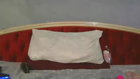 Snapshot of sexbomb6t9 chatting on 6, 1, 2025 SEX BOMB 6T9 online show from 6, 1, 2025