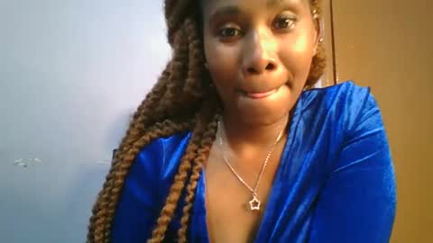 Maggie online show from 12, 2, 2025