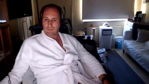 Sexlobo online show from 5, 6, 2026