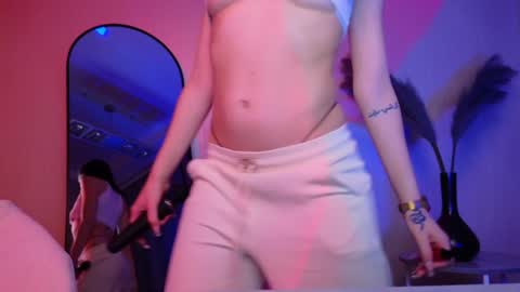 Snapshot of sextezi chatting on 27, 1, 2025 sextezi online show from 27, 1, 2025