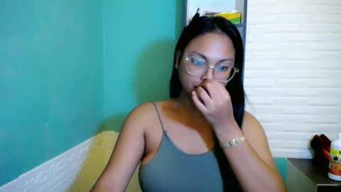 Snapshot of sexuallyattractive_mae chatting on 6, 7, 2026 sexuallyattractive_mae online show from 6, 7, 2026