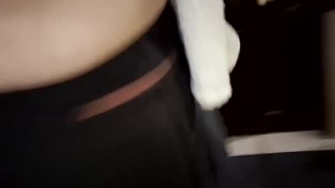 Leeah CloudZzz online show from 4, 2, 2026