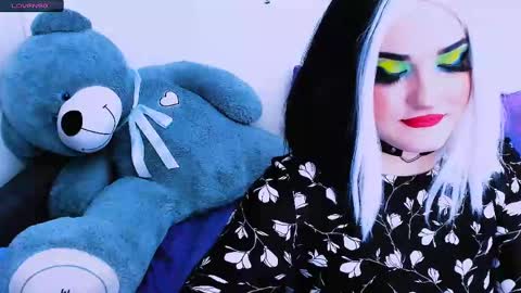 Snapshot of sexxx_queen chatting on 17, 1, 2025 sexxx_queen online show from 17, 1, 2025