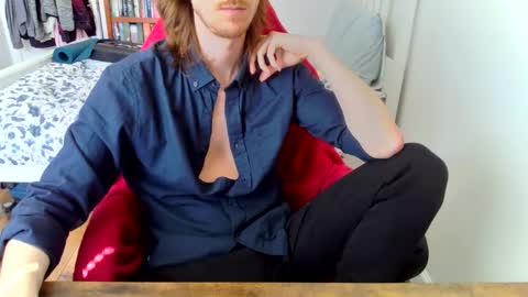 Adam  online show from 23, 4, 2026