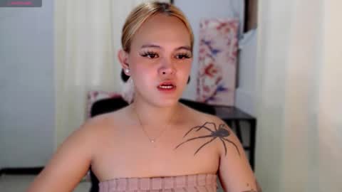 sexxxy_caroline online show from 3, 5, 2026