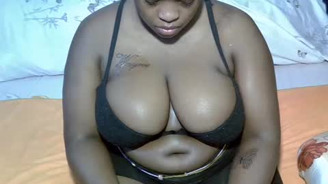 Snapshot of sexxy_brii chatting on 2, 11, 2025 sexxy_brii online show from 2, 11, 2025