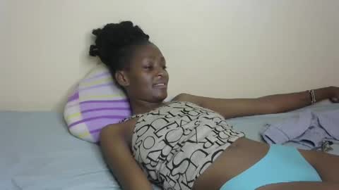 sexxy bum online show from 7, 2, 2025