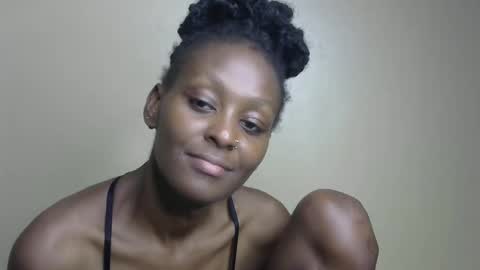 sexxy bum online show from 8, 2, 2025