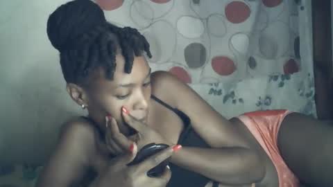 sexxy_curvy23 online show from 5, 3, 2026