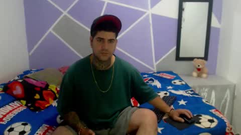 sexxy man online show from 6, 3, 2026