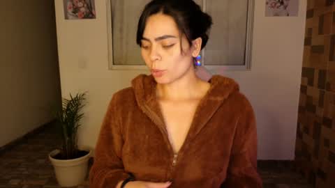  Angie   online show from 5, 2, 2025