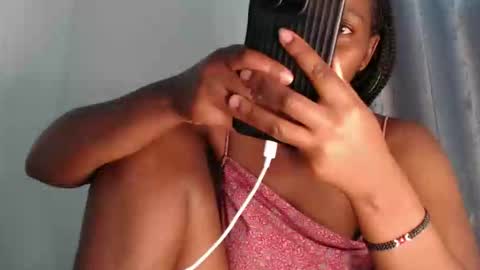 Snapshot of sexxywider_ebony chatting on 24, 10, 2025 sexxywide ebony online show from 24, 10, 2025