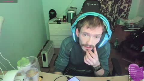 Snapshot of sexy432629 chatting on 4, 1, 2025 evry tip help me to buy a new car 111-1111-111111 tk online show from 4, 1, 2025